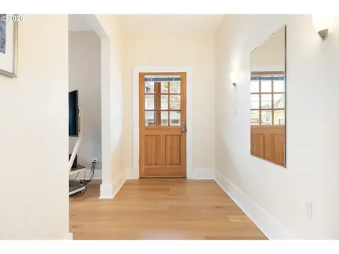 802 SE 35th Avenue Portland OR 97214