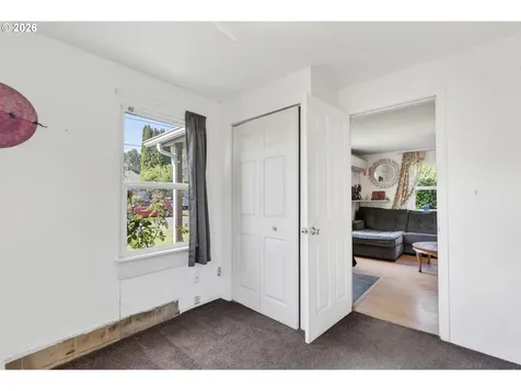 105 Ineer Street Kelso WA 98626