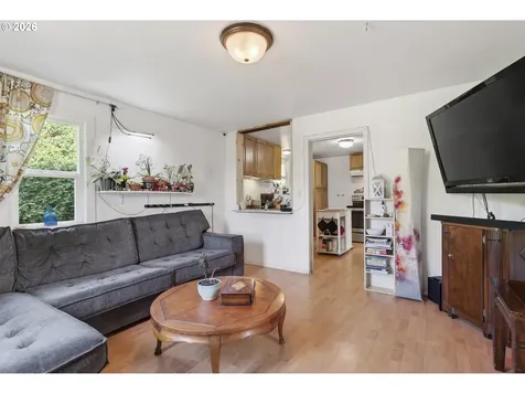 105 Ineer Street Kelso WA 98626