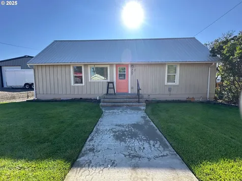 307 N Canyon Boulevard John Day OR 97845