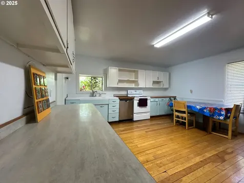307 N Canyon Boulevard John Day OR 97845