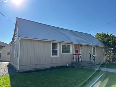 307 N Canyon Boulevard John Day OR 97845