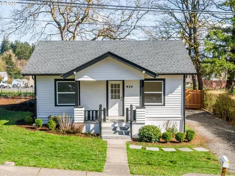 924 NW Ivy Street Camas WA 98607