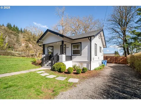 924 NW Ivy Street Camas WA 98607