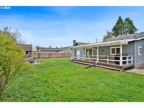 756 S 7th Street Cottage Grove OR 97424