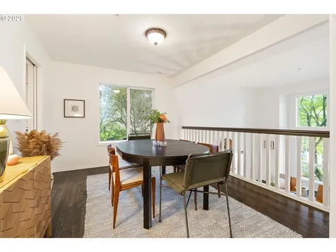 12428 SW 55th Place Portland OR 97219