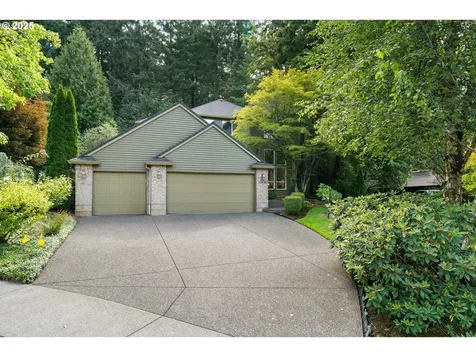 12428 SW 55th Place Portland OR 97219