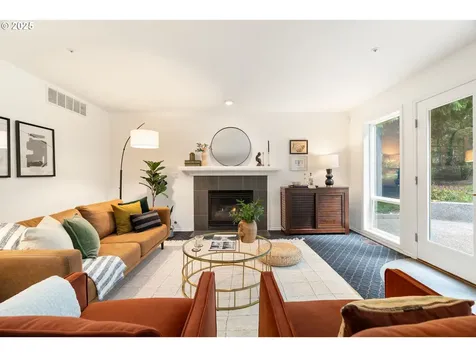 12428 SW 55th Place Portland OR 97219
