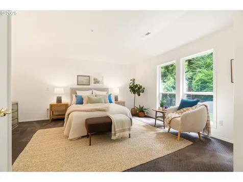 12428 SW 55th Place Portland OR 97219