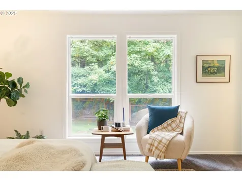 12428 SW 55th Place Portland OR 97219