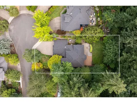 12428 SW 55th Place Portland OR 97219