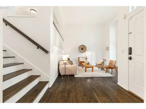 12428 SW 55th Place Portland OR 97219