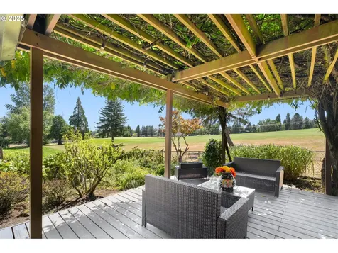 19800 NW Quail Hollow Drive Portland OR 97229