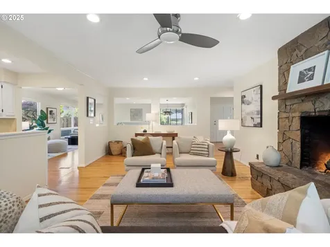 2395 SW Timberline Drive Portland OR 97225