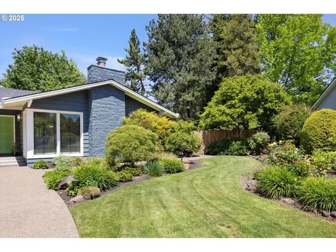 2395 SW Timberline Drive Portland OR 97225