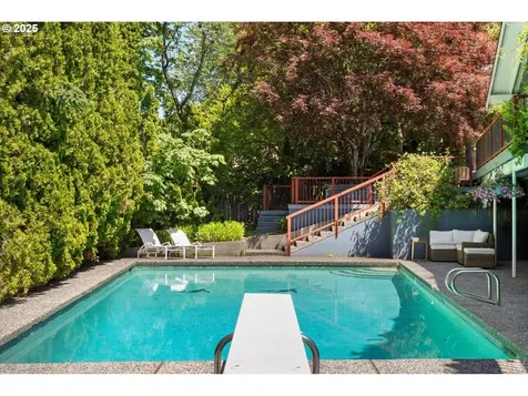 2395 SW Timberline Drive Portland OR 97225