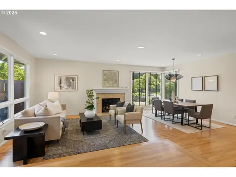 2395 SW Timberline Drive Portland OR 97225