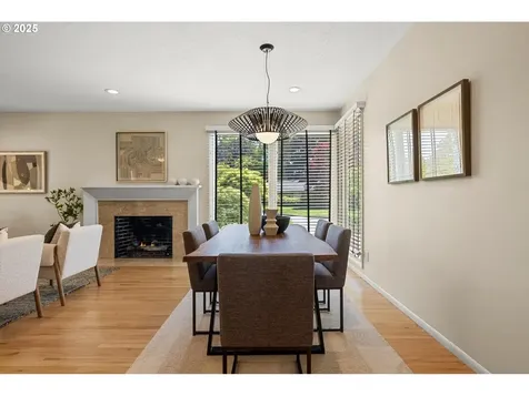 2395 SW Timberline Drive Portland OR 97225