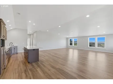 27579 Riggs Hill Road Foster OR 97345