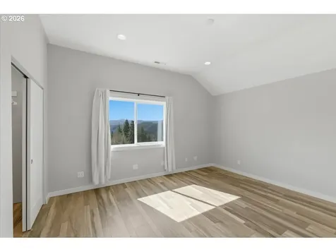 27579 Riggs Hill Road Foster OR 97345