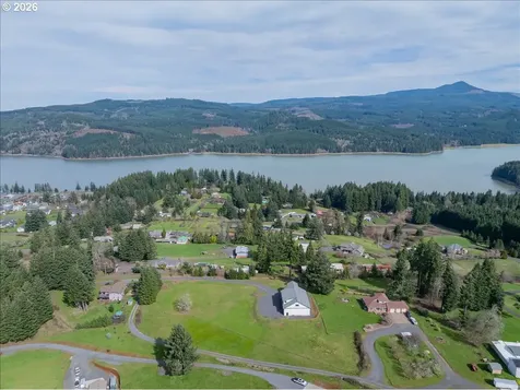 27579 Riggs Hill Road Foster OR 97345