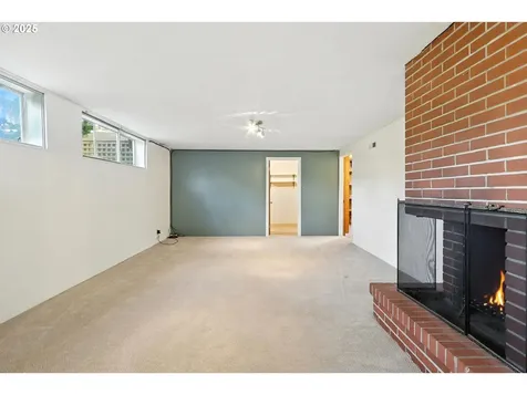 13141 NE Eugene Street Portland OR 97230