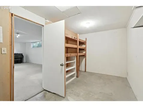 13141 NE Eugene Street Portland OR 97230