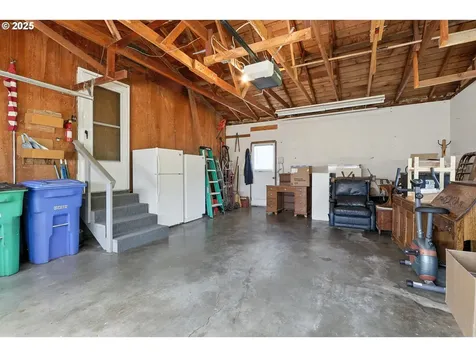 13141 NE Eugene Street Portland OR 97230