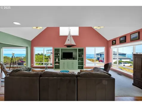 514 Lemwick Lane Yachats OR 97498
