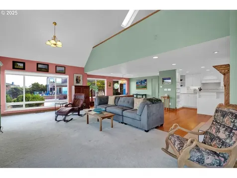 514 Lemwick Lane Yachats OR 97498