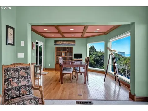 514 Lemwick Lane Yachats OR 97498