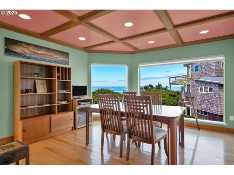 514 Lemwick Lane Yachats OR 97498