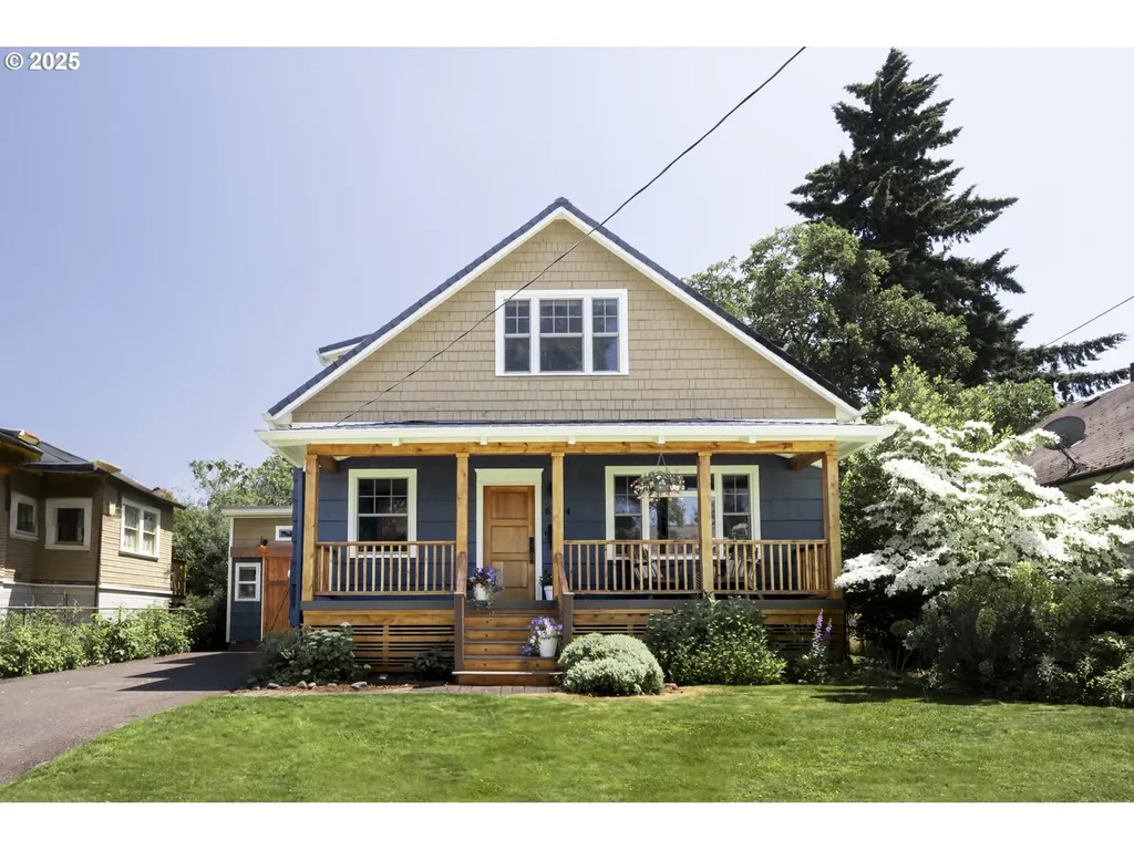 6204 N Burrage Avenue Portland OR 97217