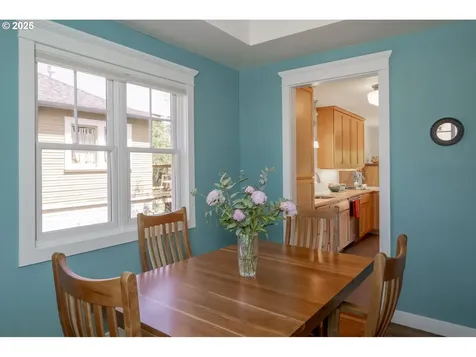 6204 N Burrage Avenue Portland OR 97217