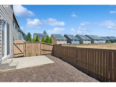 17230 NW Catalpa Street Portland OR 97210