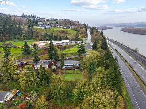 105 Island View Lane Kelso WA 98626