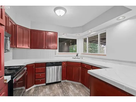 105 Island View Lane Kelso WA 98626