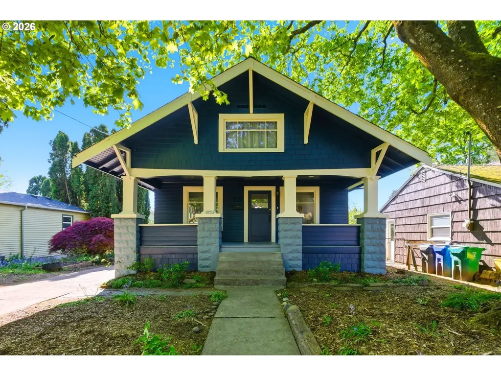 3733 SE 28th Place Portland OR 97202