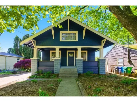3733 SE 28th Place Portland OR 97202