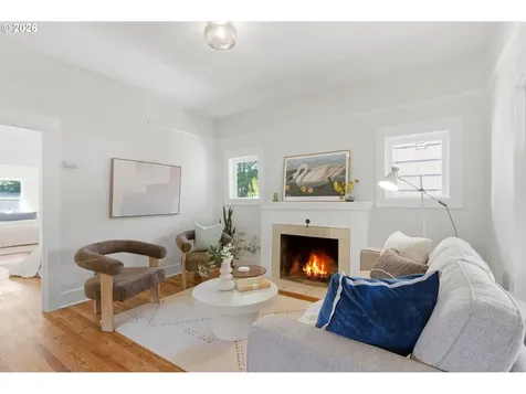 3733 SE 28th Place Portland OR 97202