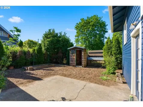 3733 SE 28th Place Portland OR 97202