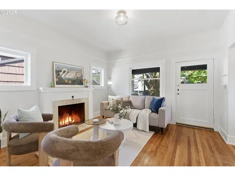 3733 SE 28th Place Portland OR 97202