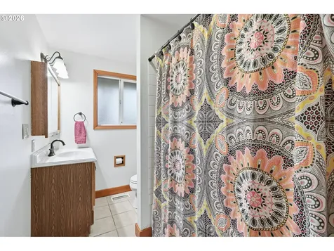 16825 SW Cambridge Court Beaverton OR 97078