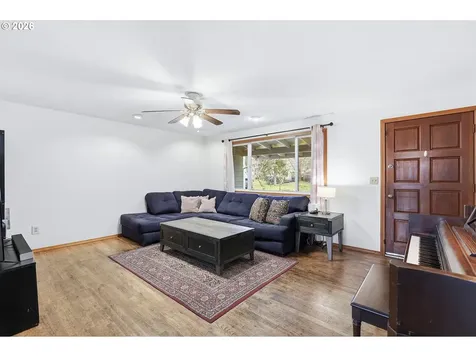 16825 SW Cambridge Court Beaverton OR 97078