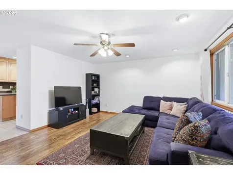 16825 SW Cambridge Court Beaverton OR 97078