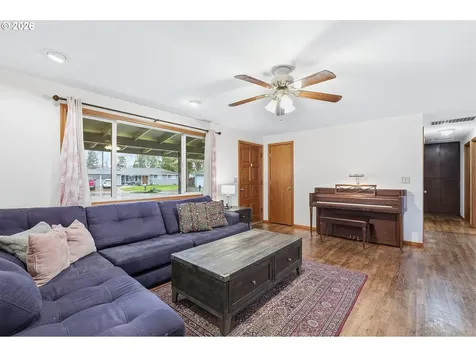 16825 SW Cambridge Court Beaverton OR 97078