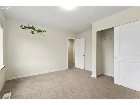312 York Street Woodland WA 98674