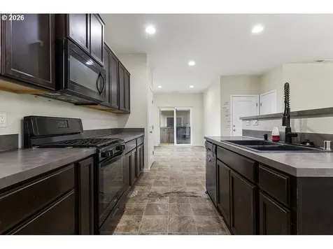 312 York Street Woodland WA 98674