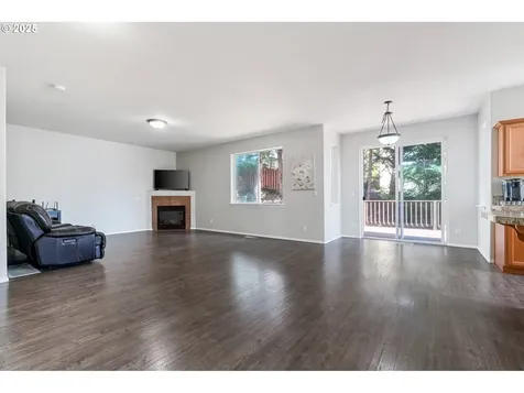 5878 NW Redfox Drive Portland OR 97229