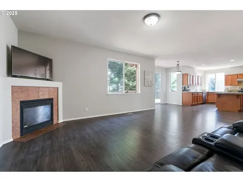 5878 NW Redfox Drive Portland OR 97229